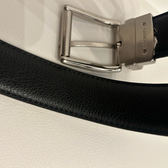 Dockers reversible men’s belt size 30-32 - Picture 6 of 6
